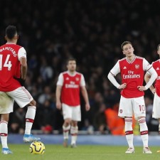 Arsenal ignorira mlade navijače i ljuti ih